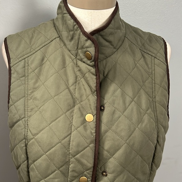 G.H. Bass & Co. Green Quilted Vest Snap Closure size M - Picture 2 of 12